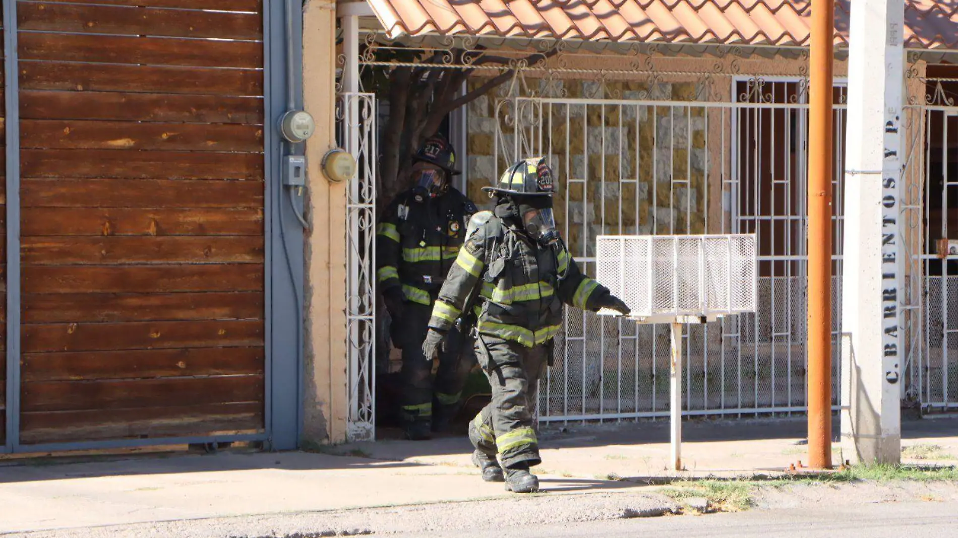 Movilización fuga gas bomberos 